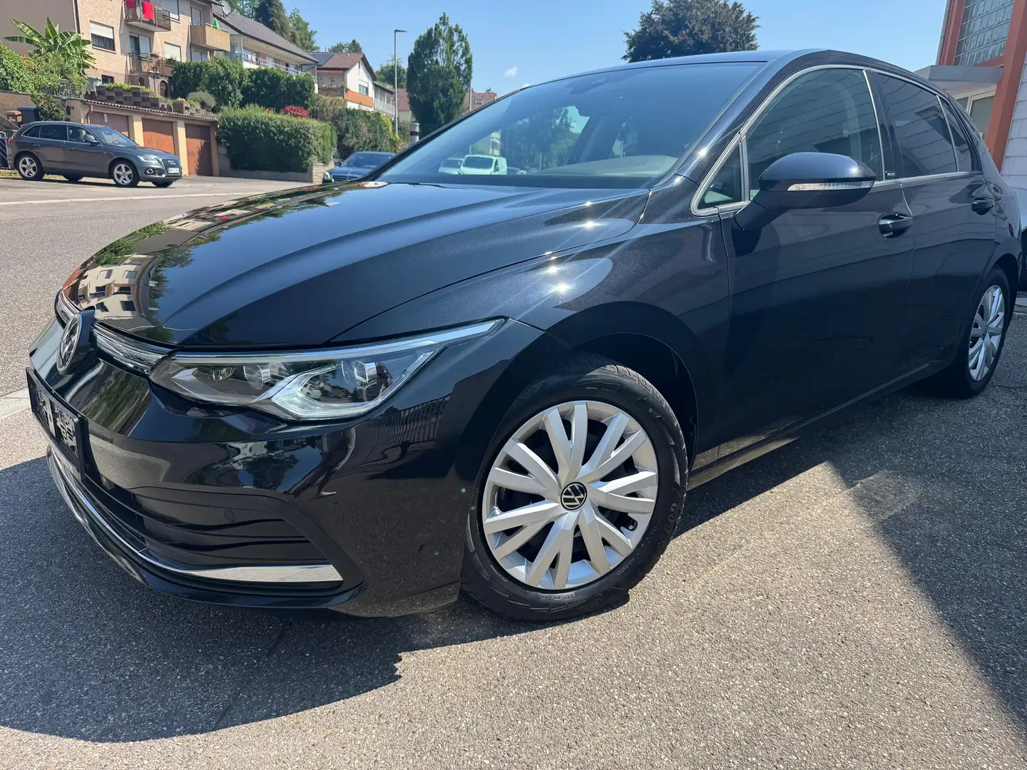 Volkswagen Golf Active ACC R KAMERA VOLLVIRTUELL LENKRADHEIZUNG!!! Schwarz - 1