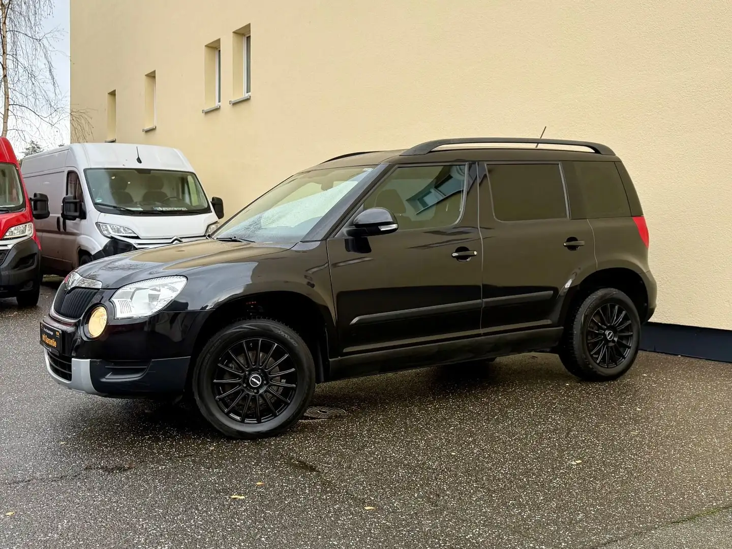Skoda Yeti Ambition 4x4 KLIMAAUT. SHZ TÜV U. SERVICE N Noir - 2