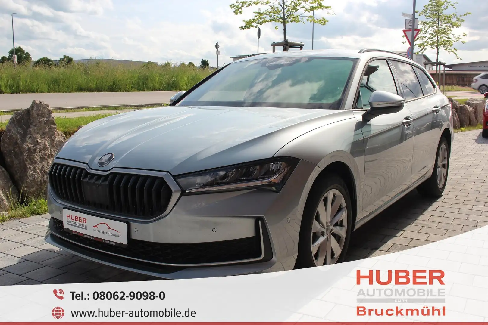 Skoda Superb 2.0 TDI 150PS DSG COMBI SELECTION METALLIC/SITZ... Stříbrná - 1