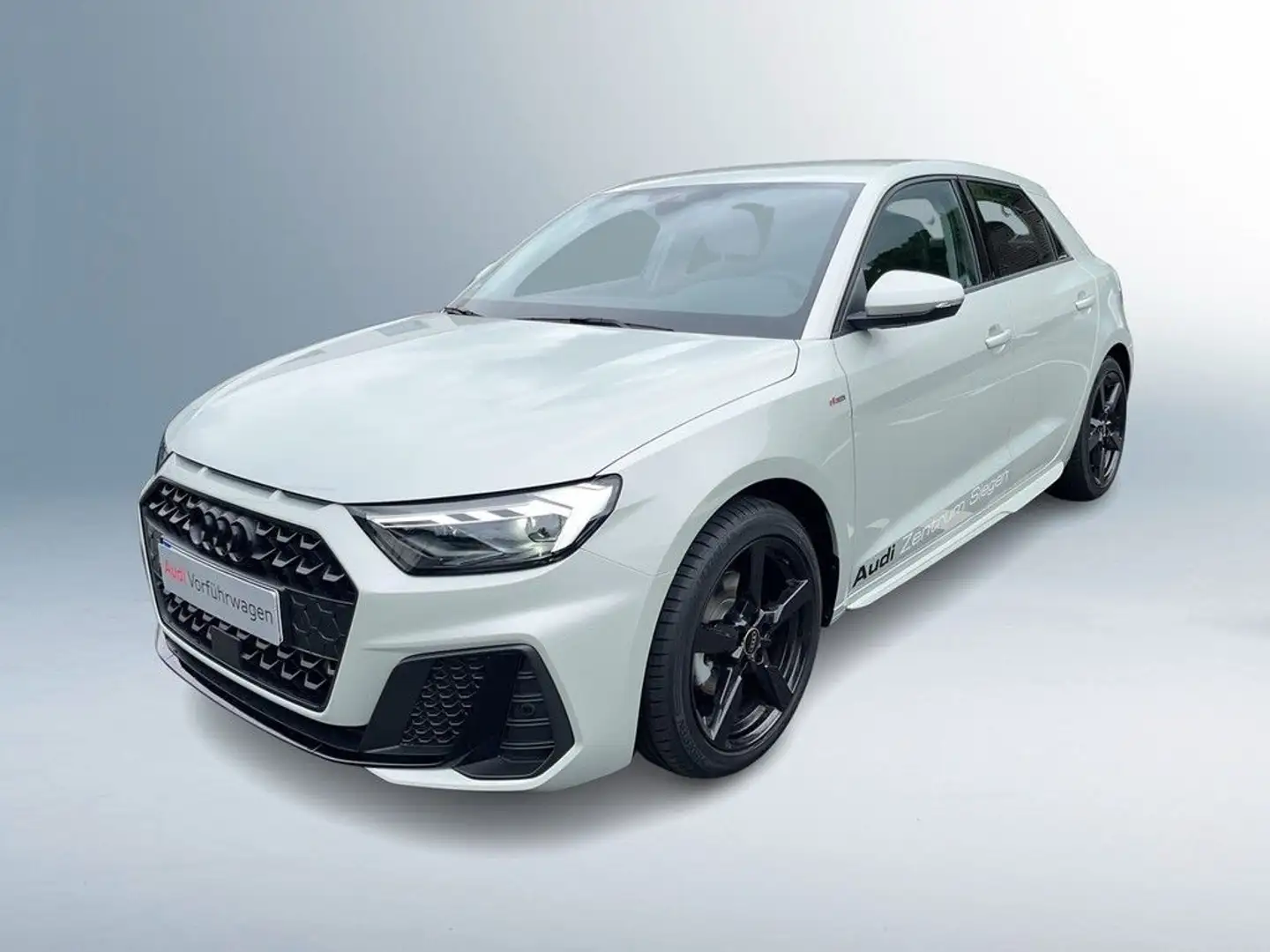 Audi A1 30 TFSI S line Silber - 2