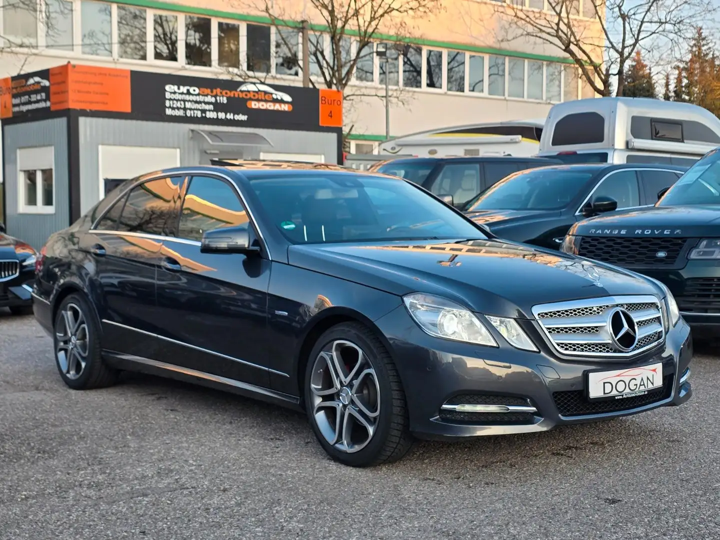 Mercedes-Benz E 220 CDI Lim. Avantgarde |Bi-Xenon |Schiebedach Gris - 1