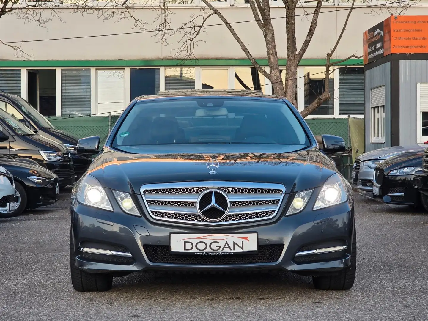 Mercedes-Benz E 220 CDI Lim. Avantgarde |Bi-Xenon |Schiebedach Gris - 2