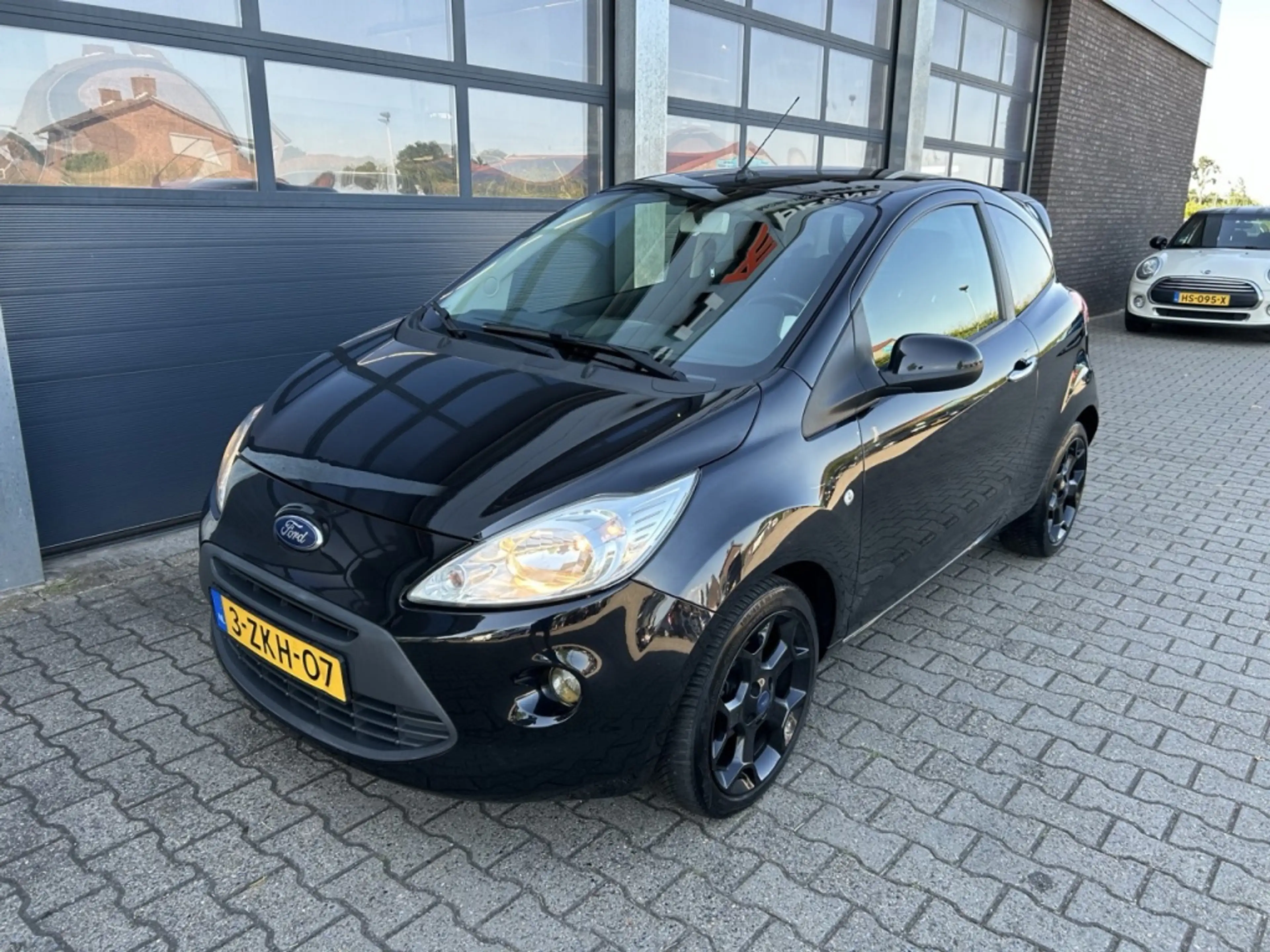 Ford Ka/Ka+ 1.2 69pk Titanium X — photo 14