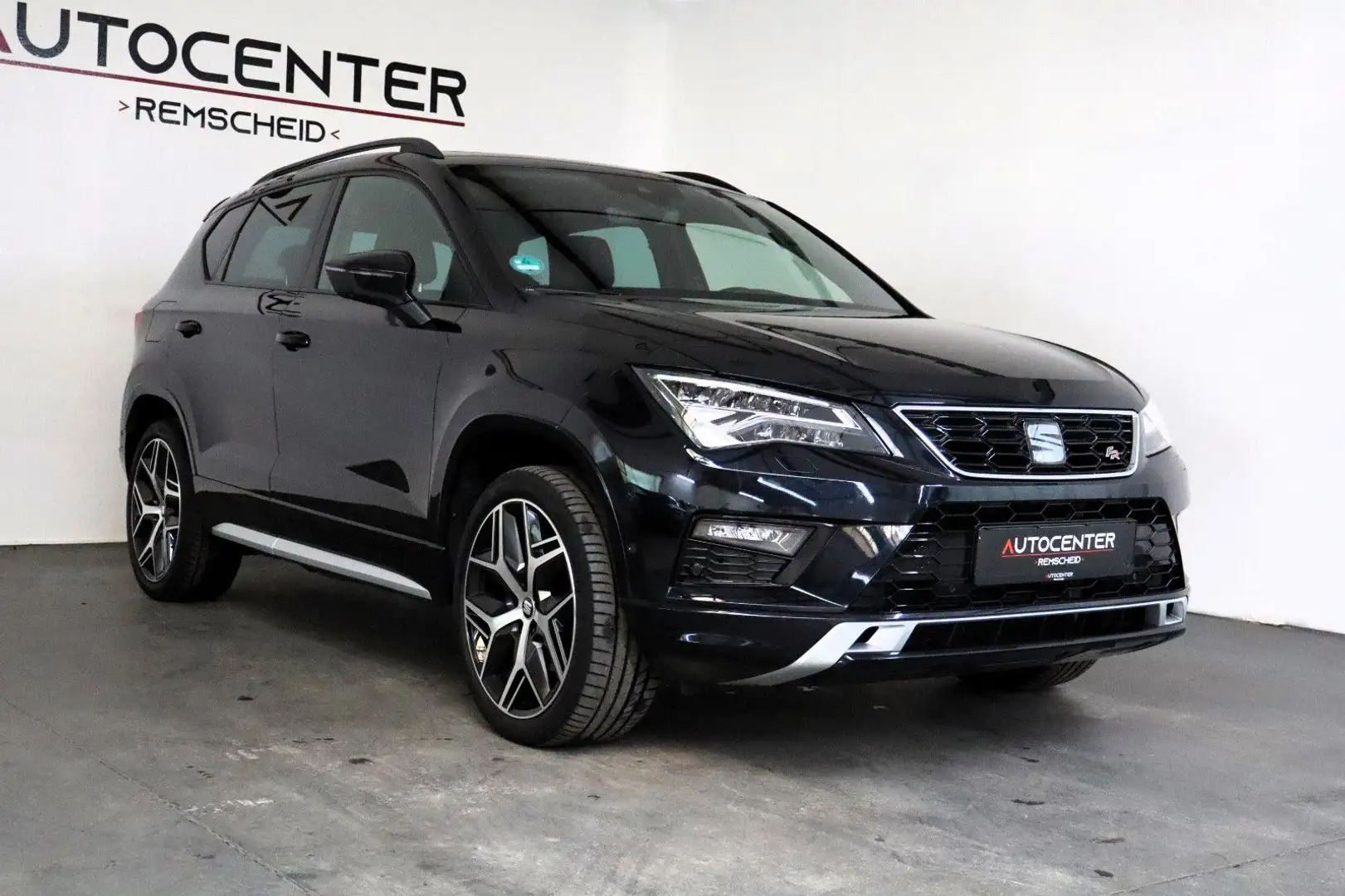 SEAT Ateca 2,0 TSI FR 4Drive DSG Pano ACC CarPlay Schwarz - 2