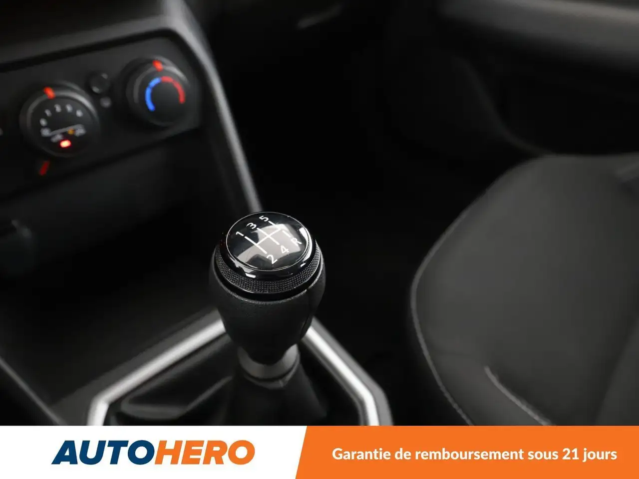 Dacia Sandero Sandero — photo 25
