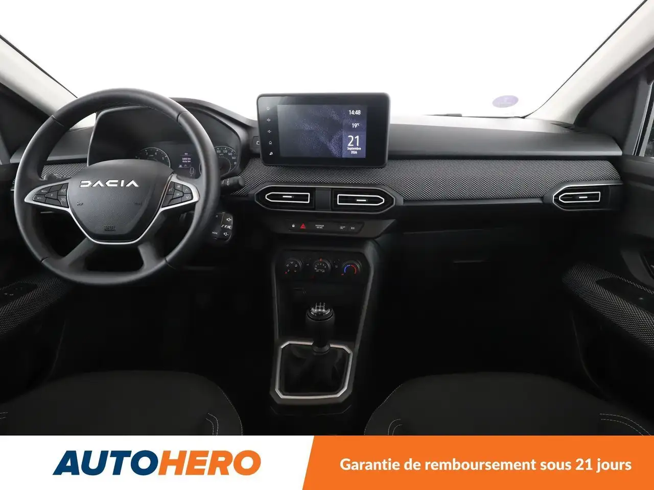 Dacia Sandero Sandero — photo 12