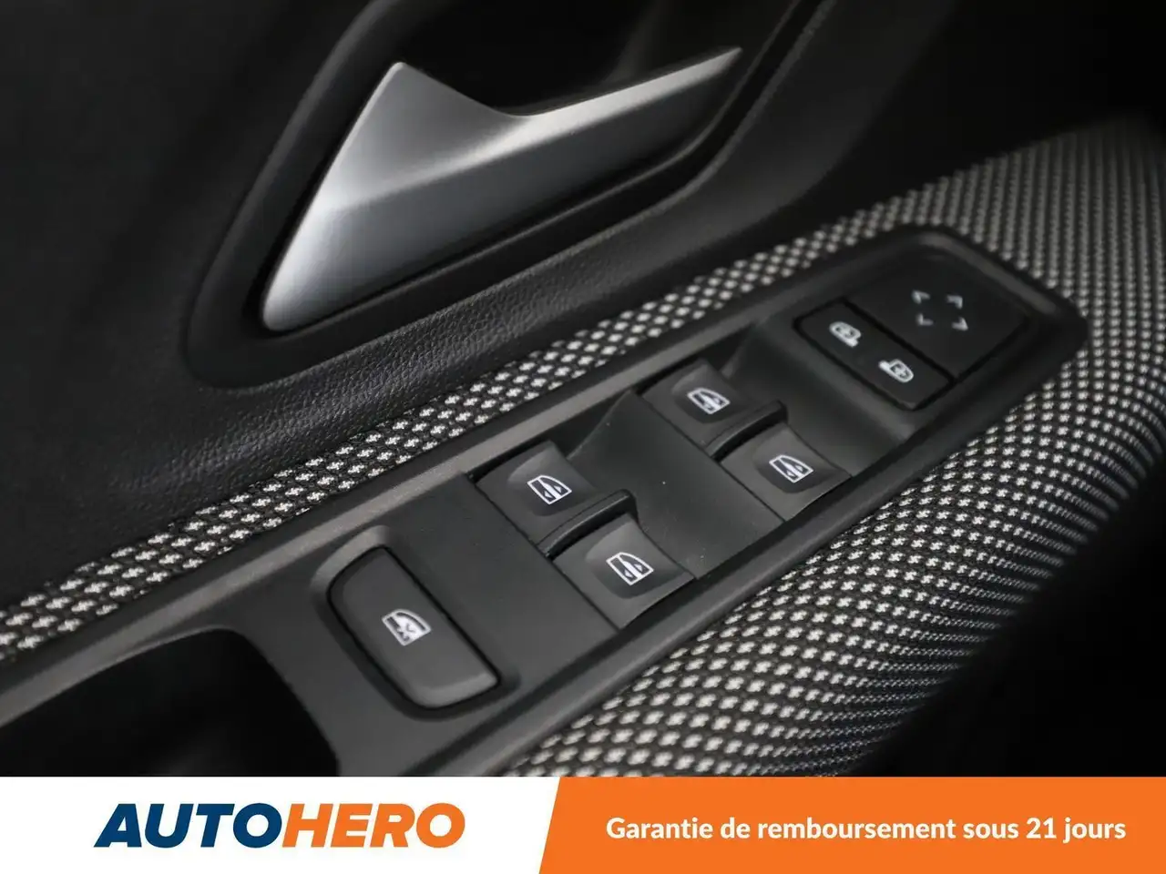 Dacia Sandero Sandero — photo 28