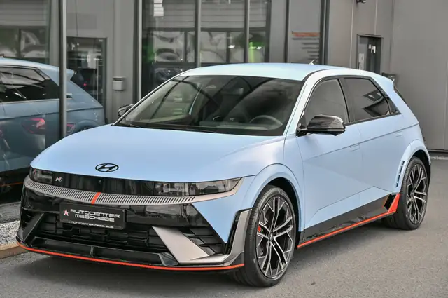 Hyundai Ioniq 5 view 2