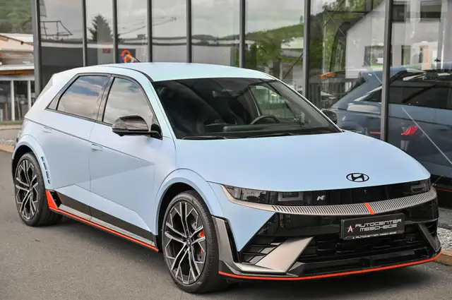 Hyundai Ioniq 5 view 3