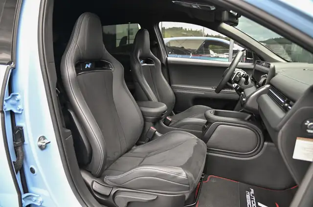 Hyundai Ioniq 5 view 13