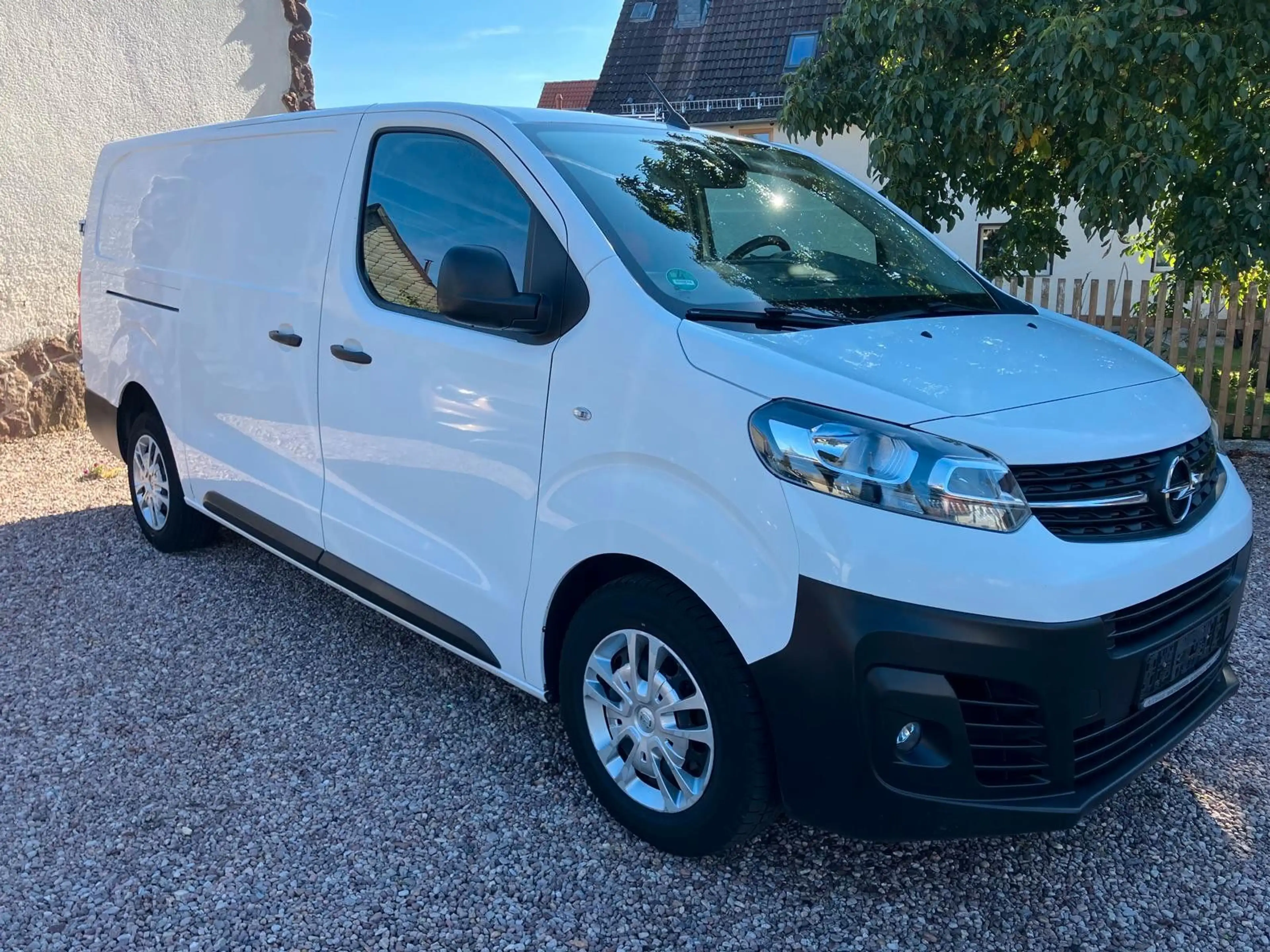 Opel Vivaro Kasten Edition L3