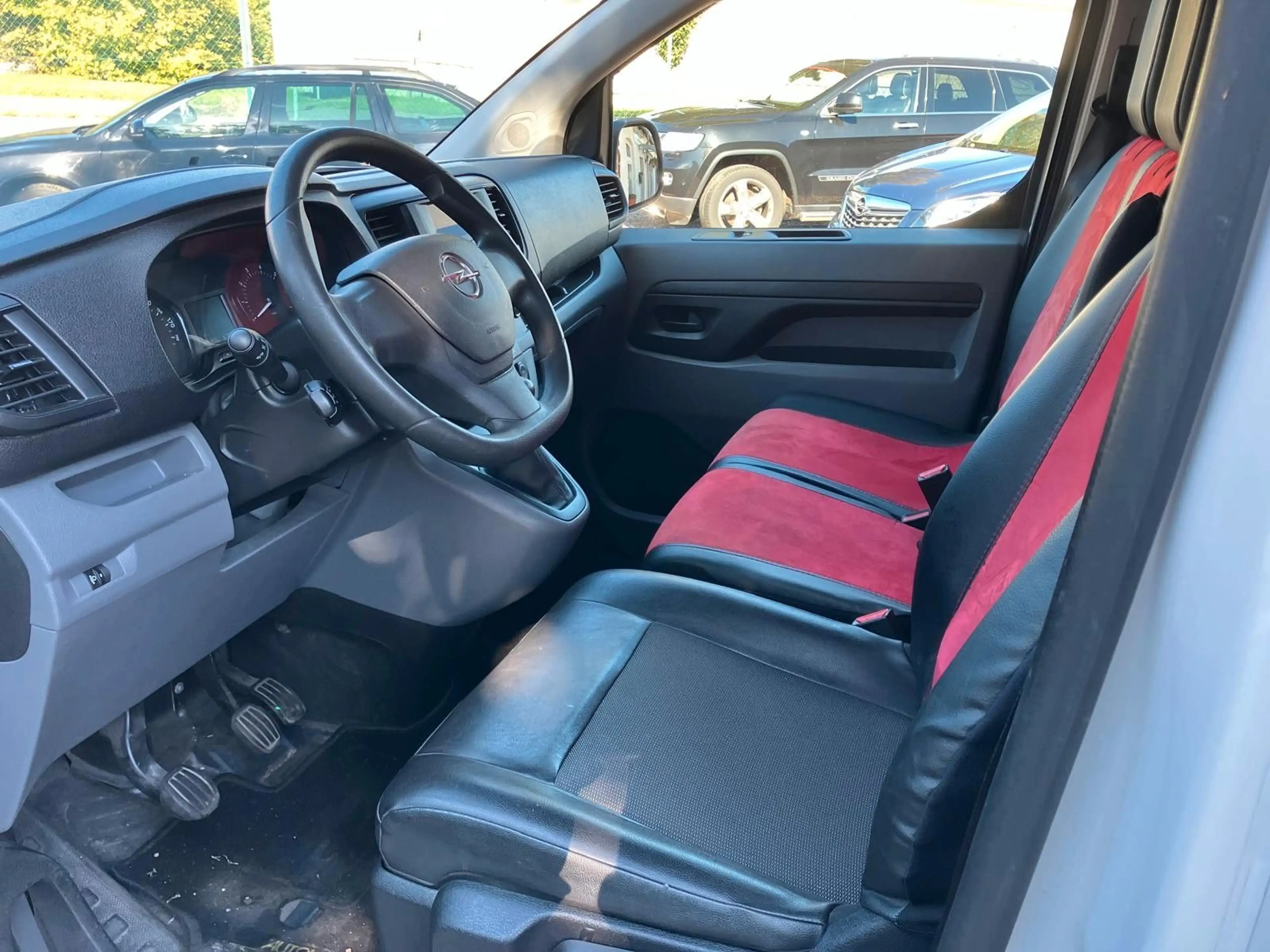Opel Vivaro Kasten Edition L3 — photo 7