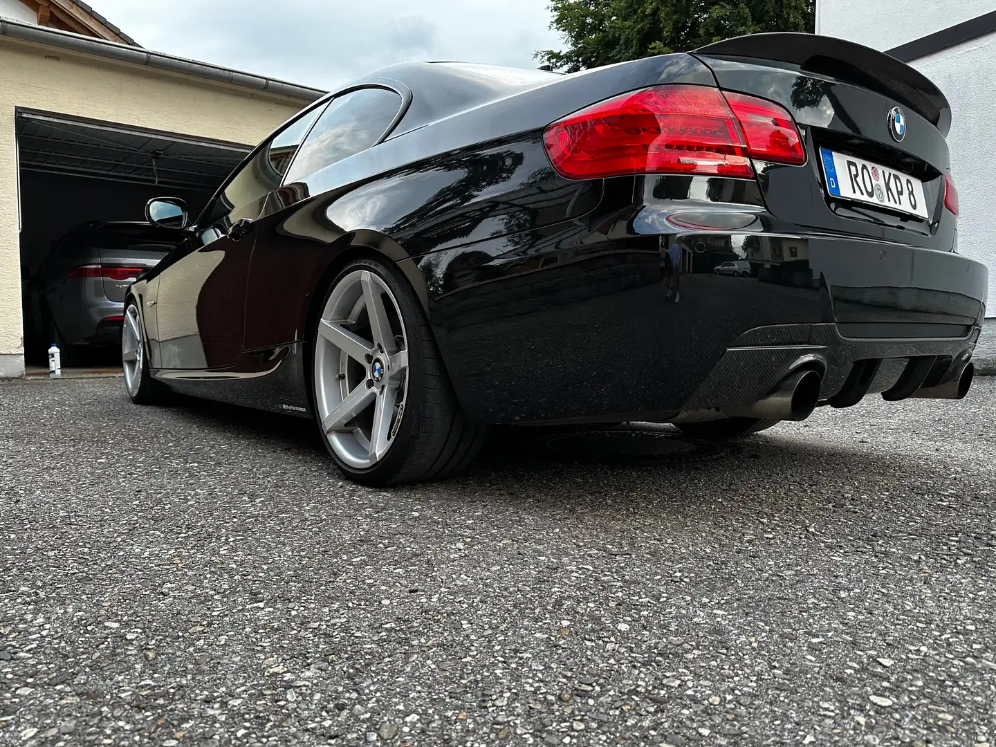 BMW 335 335i Coupe Aut. Fekete - 2