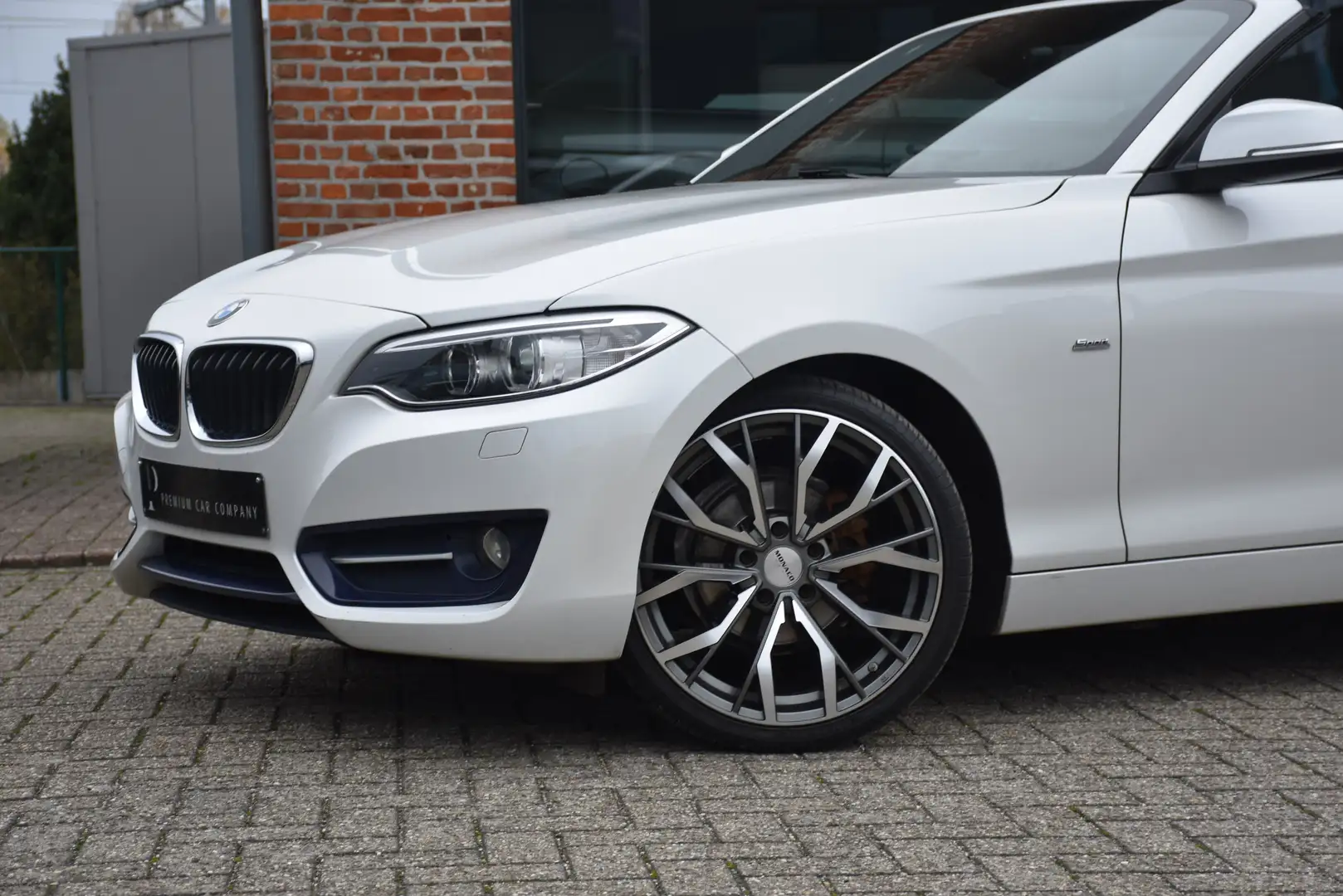 BMW 218 diesel|Automaat|Sport-line|Trekhaak|PDC|Sportseats Beyaz - 2