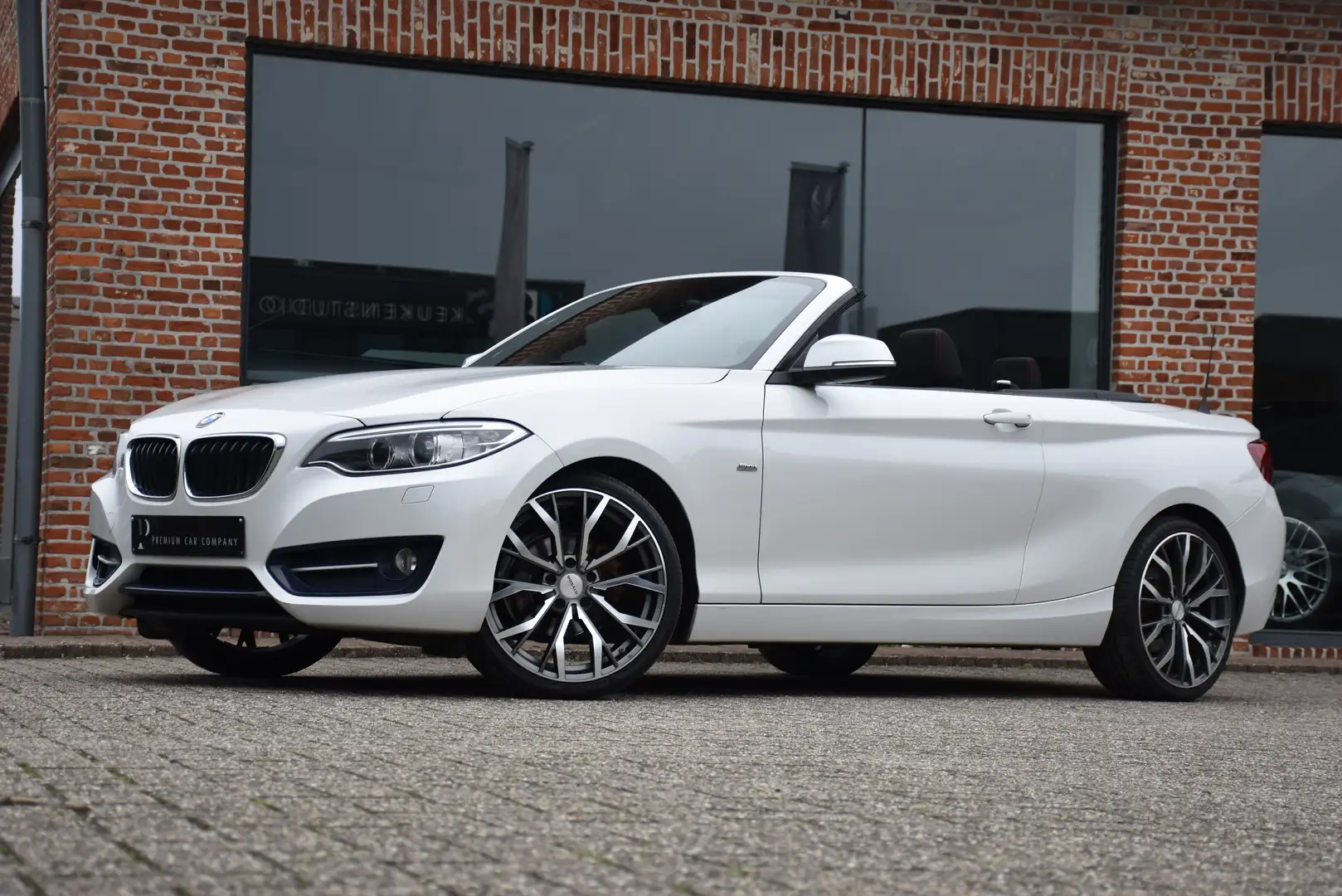 BMW 218 diesel|Automaat|Sport-line|Trekhaak|PDC|Sportseats Beyaz - 1
