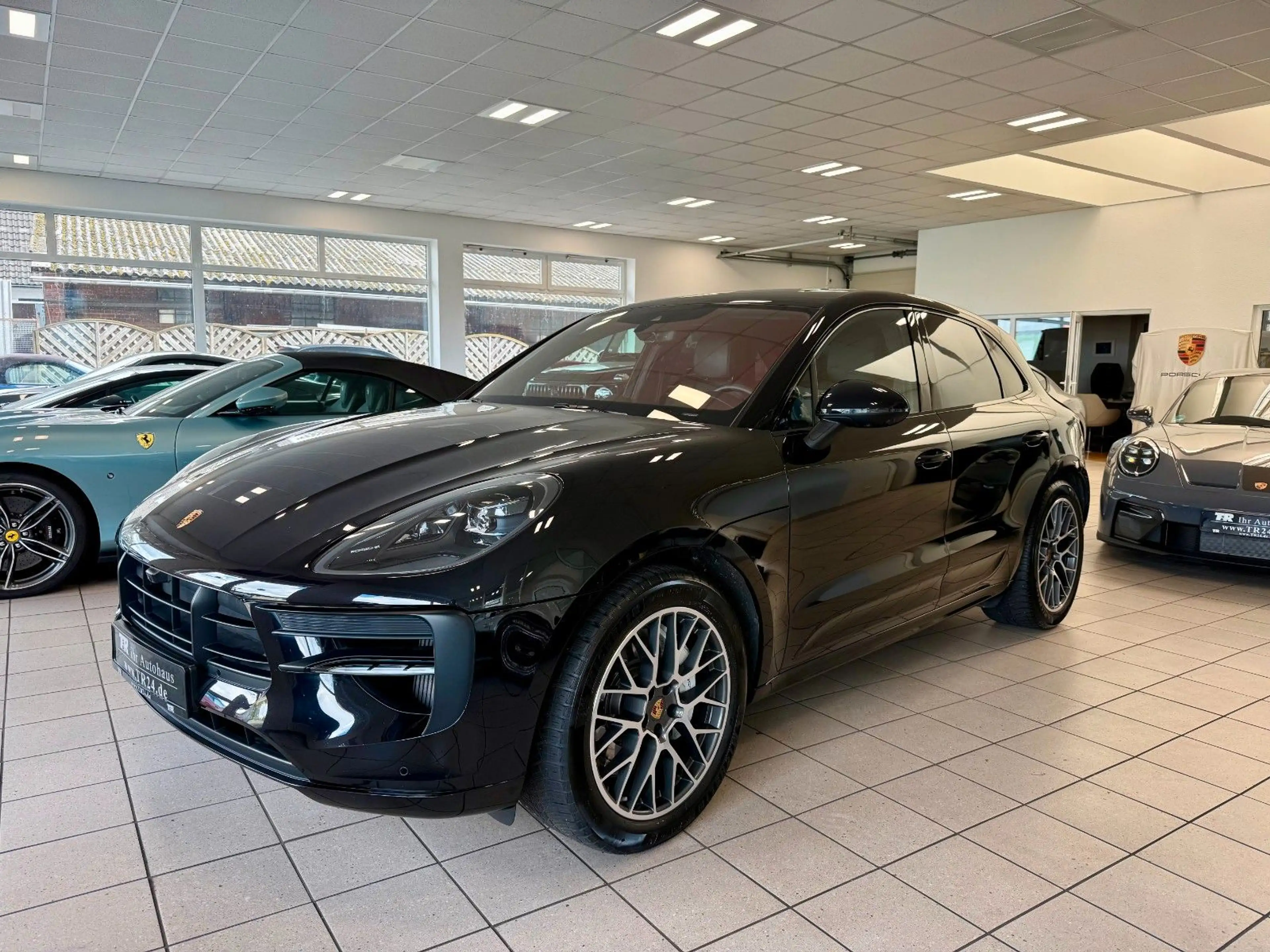 Porsche Macan GTS Luftfederung/Panorama/Carbon/21Zoll — photo 2
