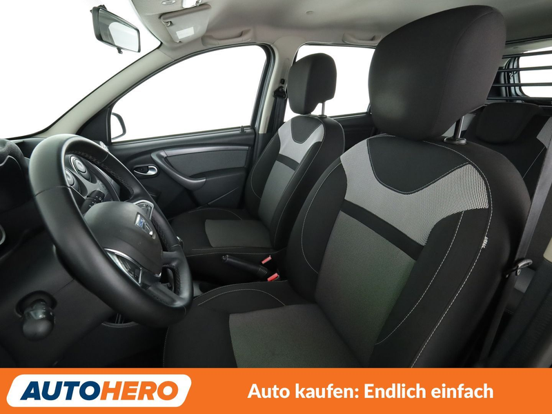 Dacia Duster 1.6 SCe Laureate 4x2*PDC*SHZ*KLIMA*TEMPO* — photo 10