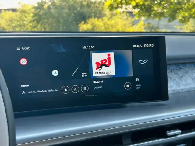 Hyundai Ioniq 9 view 12
