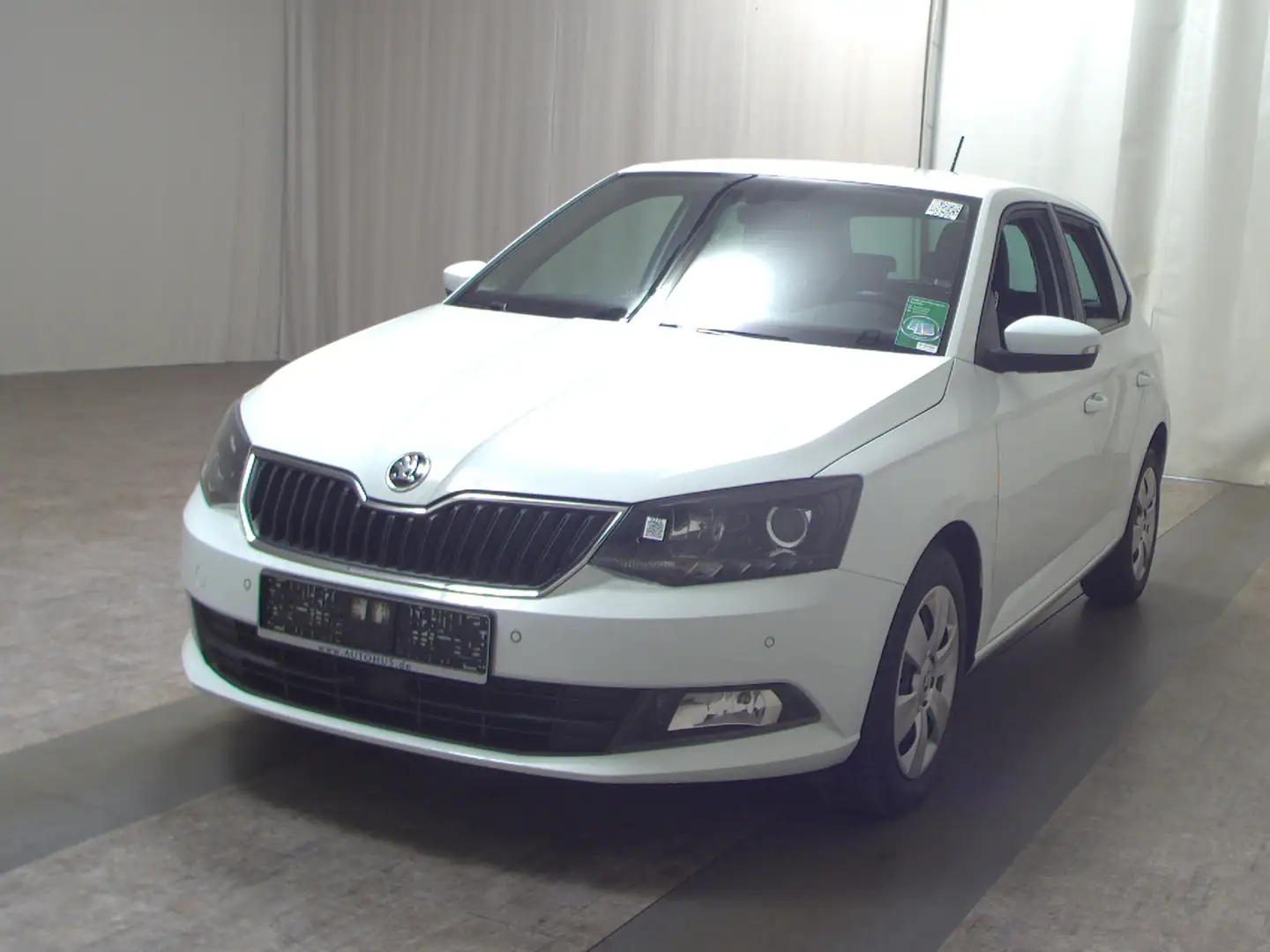 Skoda Fabia 1.4 TDI Ambition Navi PDC Shz Klima DAB Weiß - 2