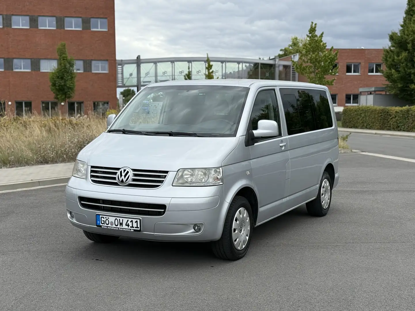 Volkswagen T5 Caravelle 2.5 TDI 8-sitzer 1-hand scheckheft - 1