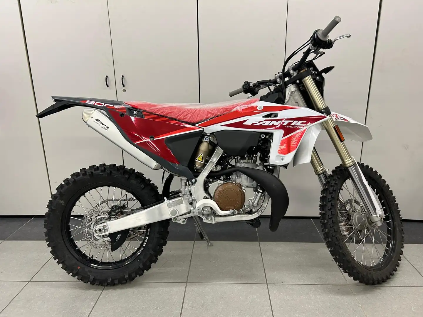 Fantic FANTIC XE 300 2T 2025 in promozione Rosso - 2