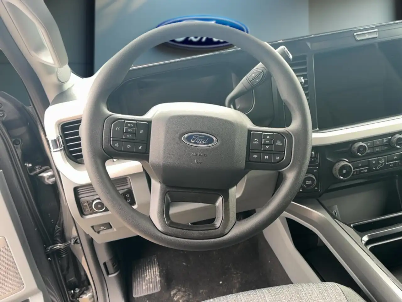 Ford F 350 снимка Ford F 350