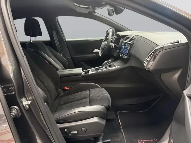 DS Automobiles DS 7 view 11