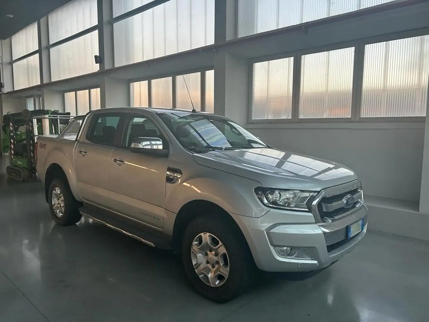 Ford Ranger Ranger VII 2016 3.2 tdci double cab Limited Plateado - 2