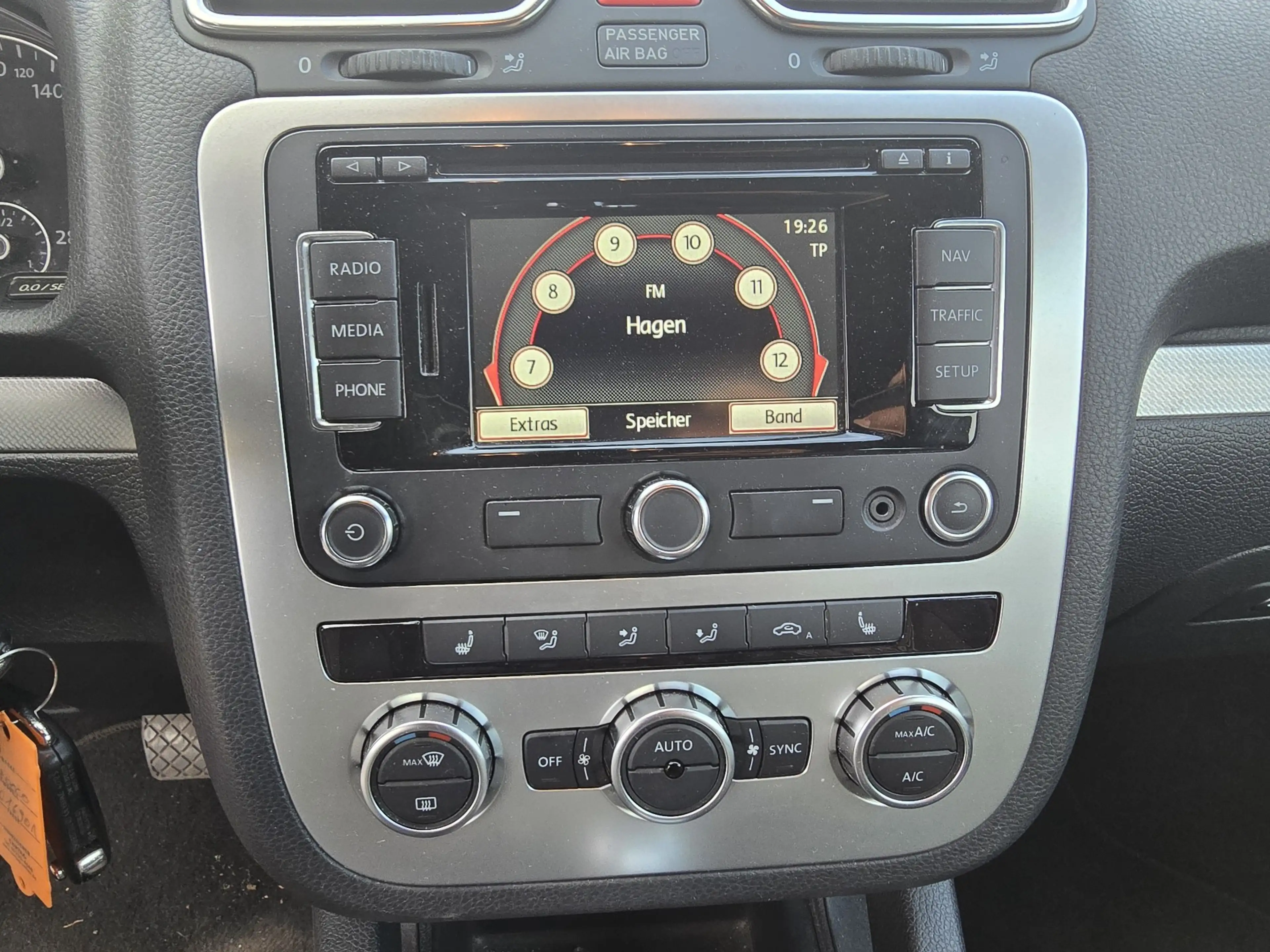 Volkswagen Scirocco 1.4 TSI 118 kW Match — photo 12
