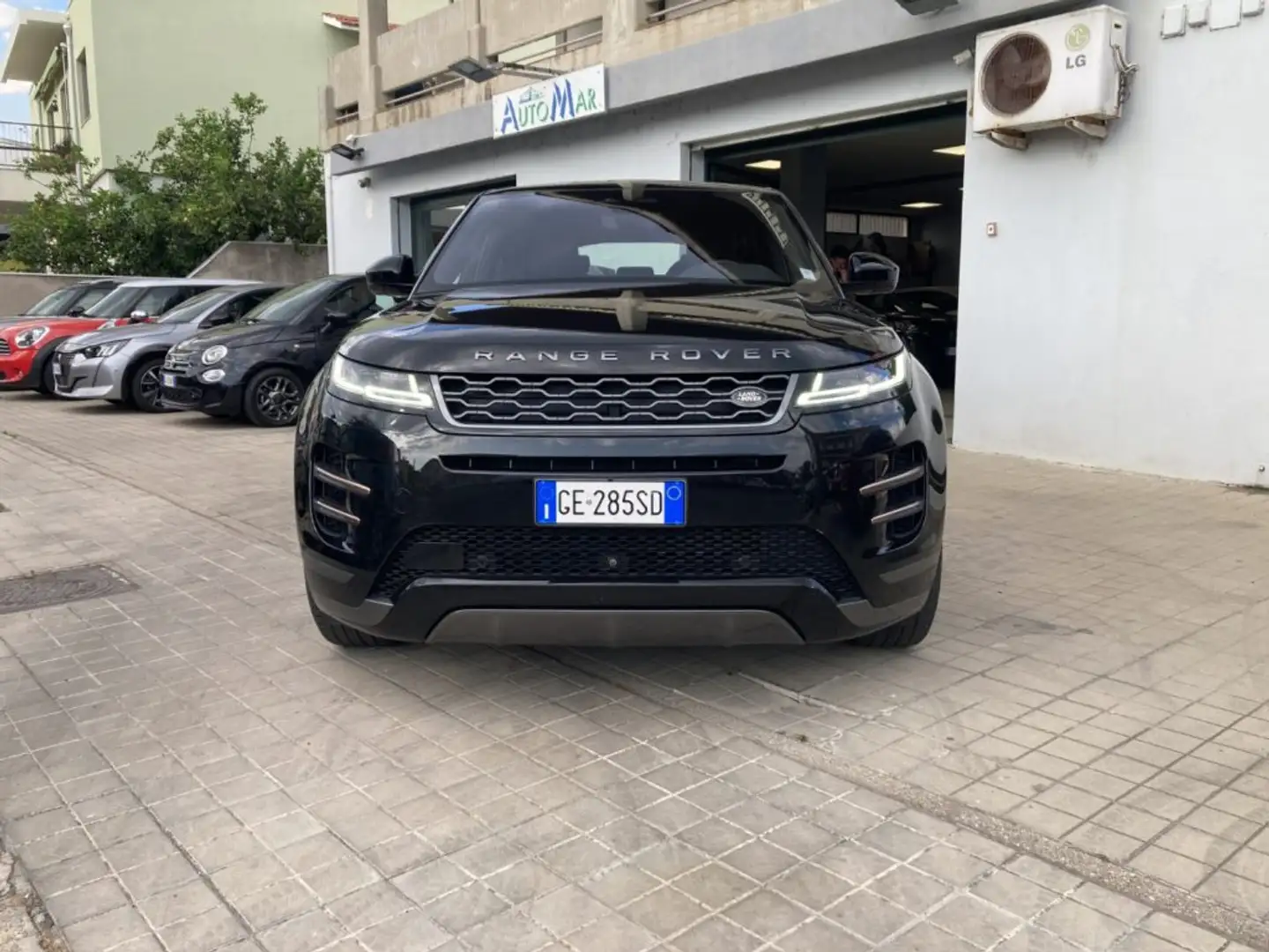 Land Rover Range Rover Evoque 2.0D I4 163 CV AWD Auto R-Dynamic SE Noir - 1