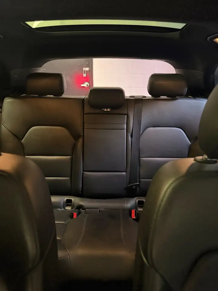 Mercedes-Benz GLA снимка Mercedes-Benz GLA