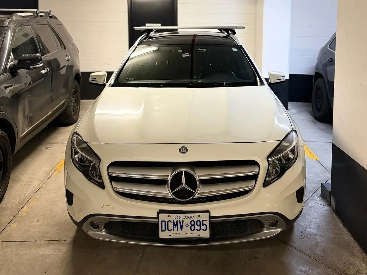 Mercedes-Benz GLA снимка Mercedes-Benz GLA