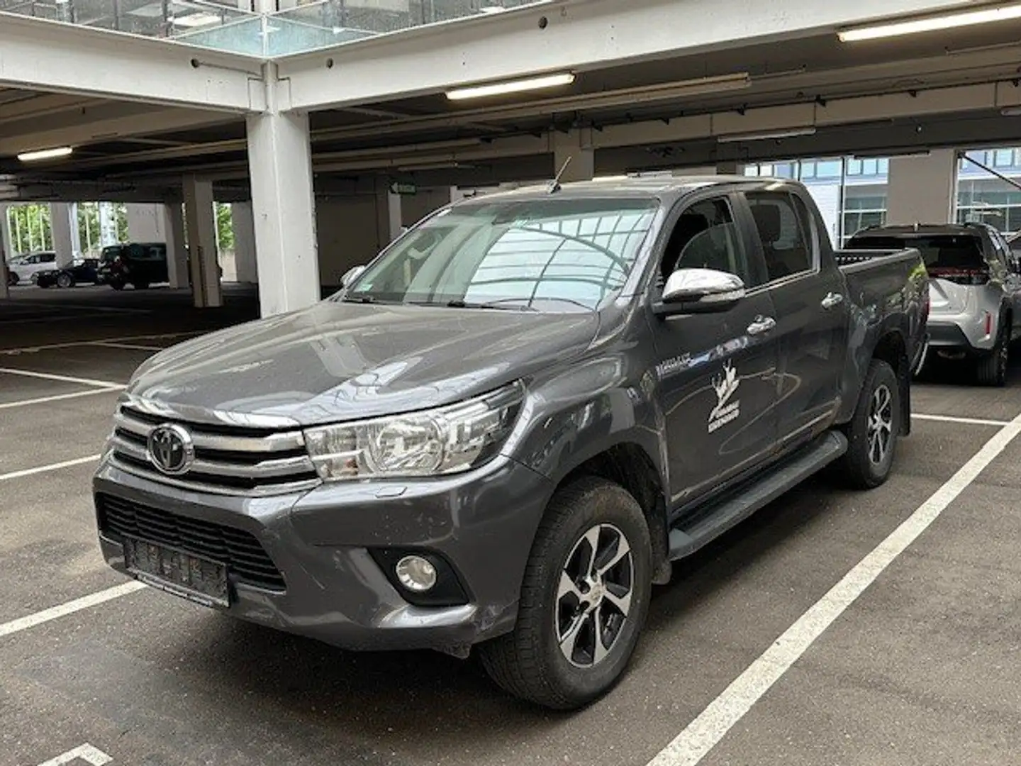 Toyota Hilux 2,4 DK Active - 1