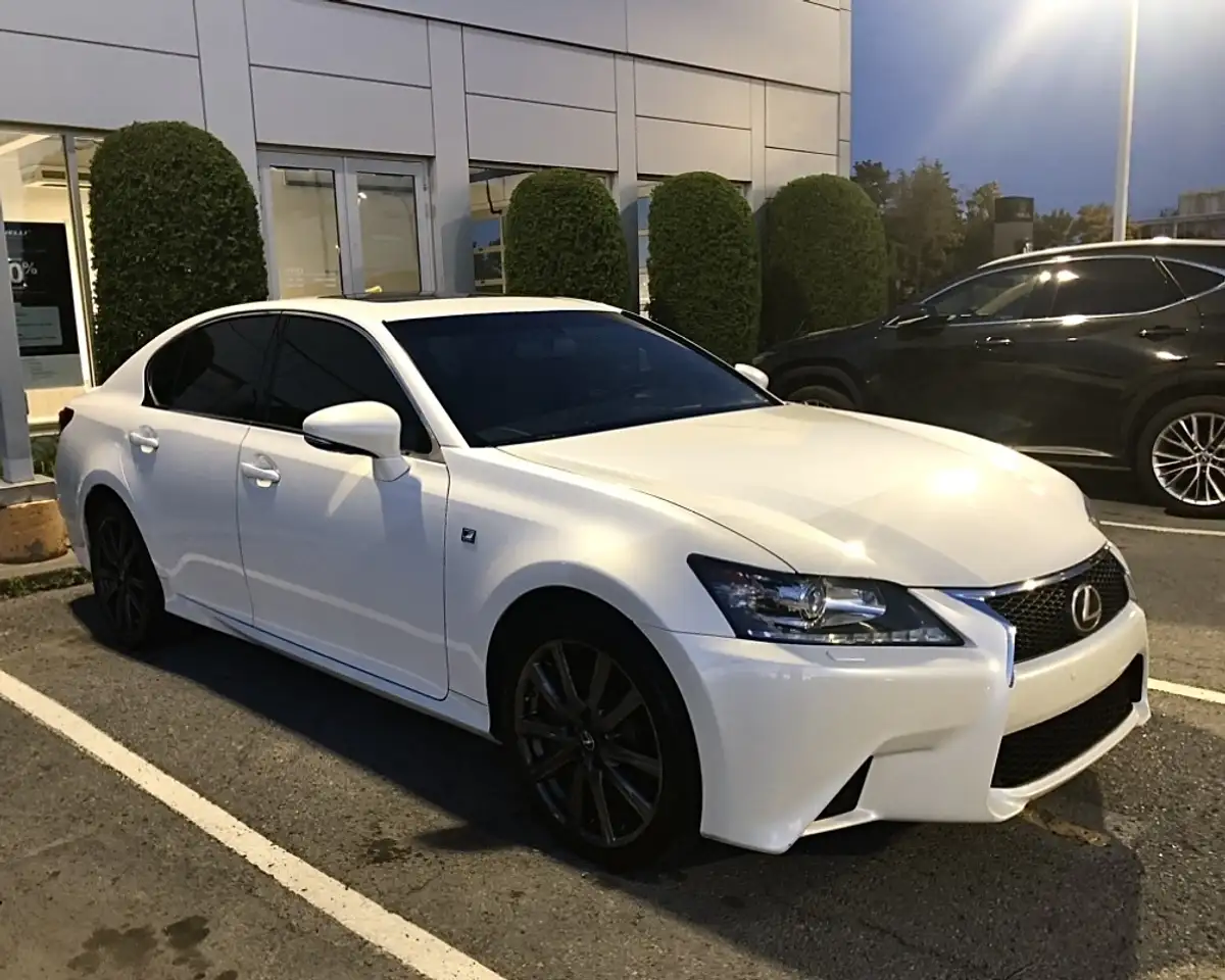 Lexus GS снимка Lexus GS