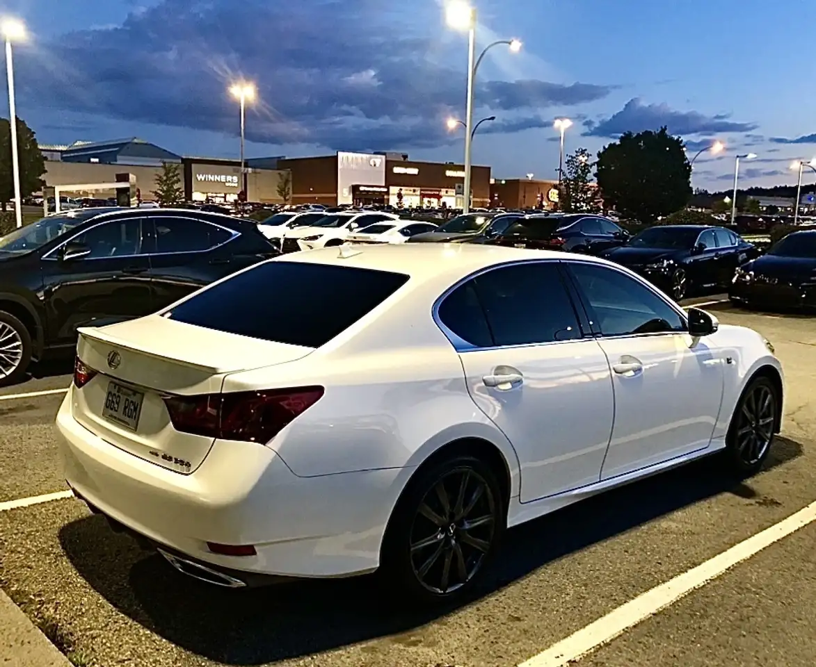 Lexus GS снимка Lexus GS
