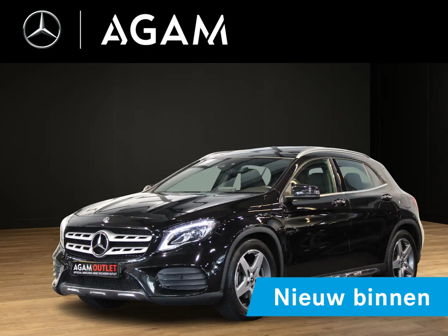 Mercedes-Benz GLA 180 Business Solution AMG Schwarz - 1