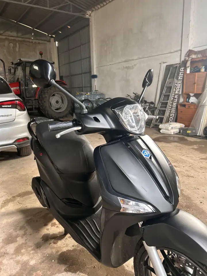 Piaggio Others 2024