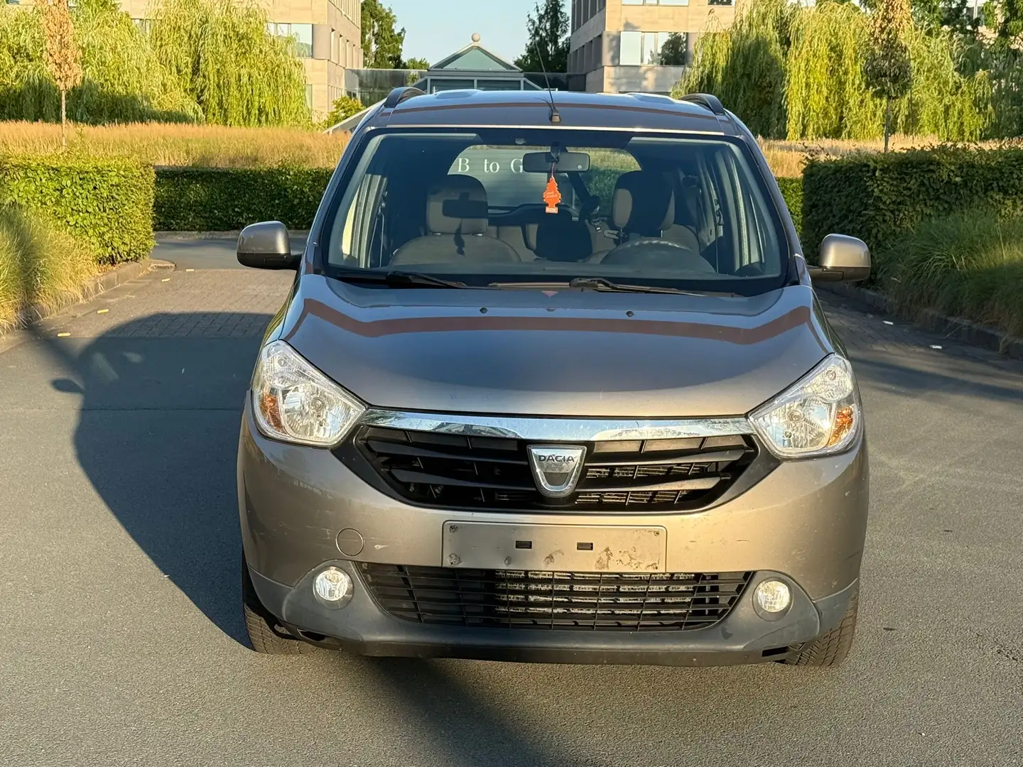 Dacia Lodgy 1.6i Ambiance 5pl. - 2