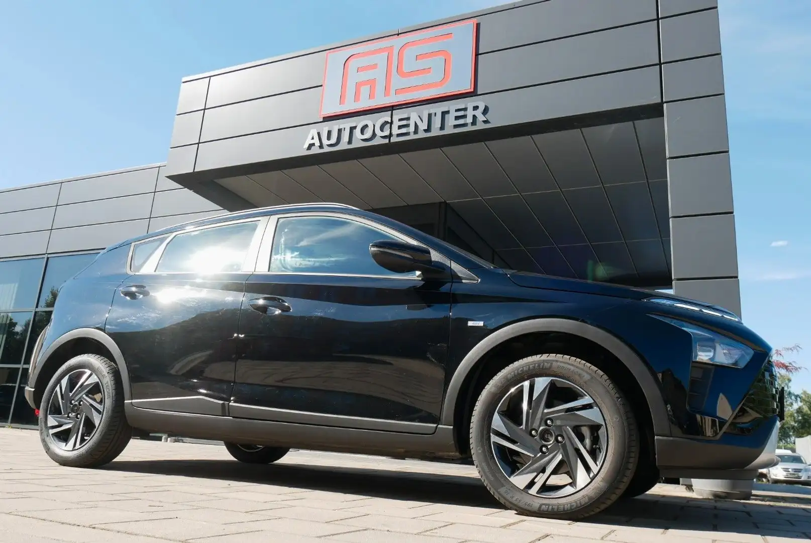 Hyundai BAYON Select Mild-Hybrid 2WD Winterpaket PDC Noir - 1