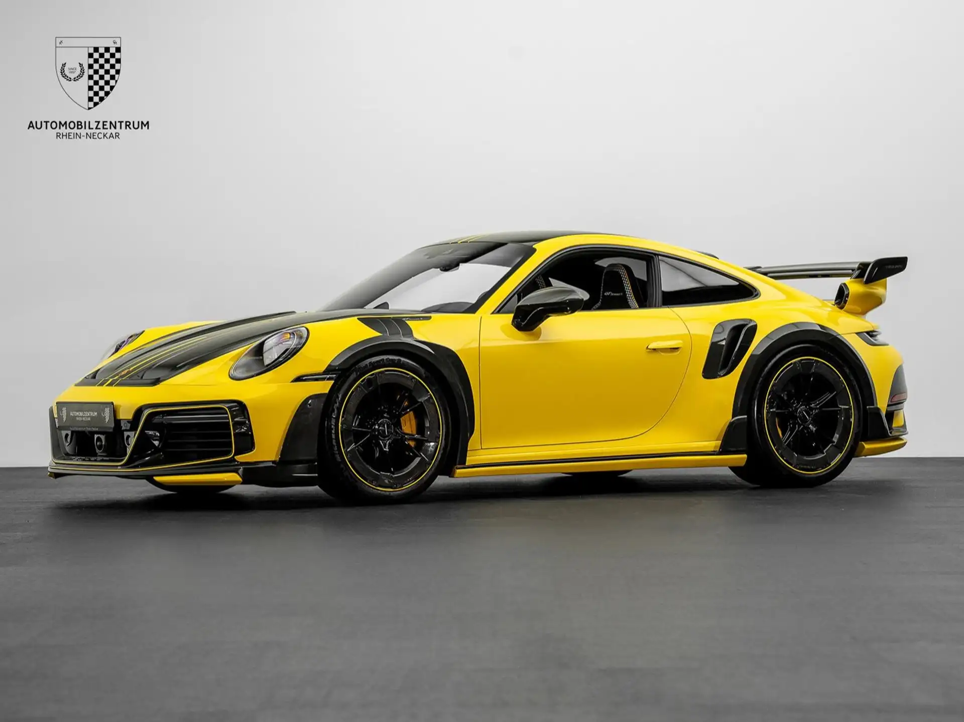 포르쉐 911 Turbo S Coupe 2022 노랑 사진 3