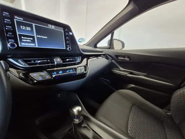 Toyota C-HR 125H Active 2023, foto 13