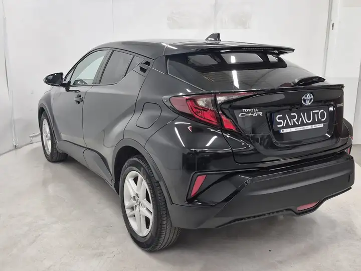 Toyota C-HR 125H Active 2023, foto 7