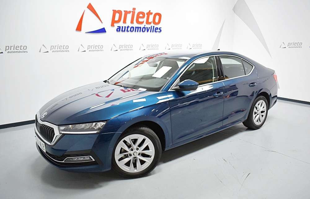 Skoda Octavia 2.0TDI Ambition Plus DSG 110kW - foto 1