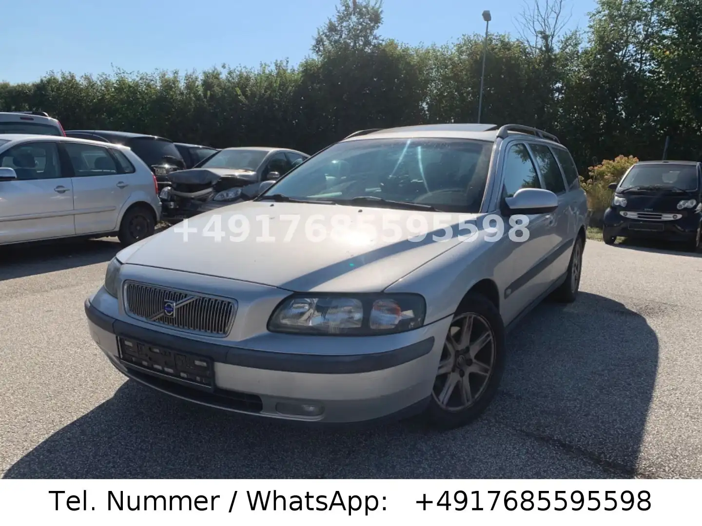 Volvo V70 Kombi 2.4 Silber - 1