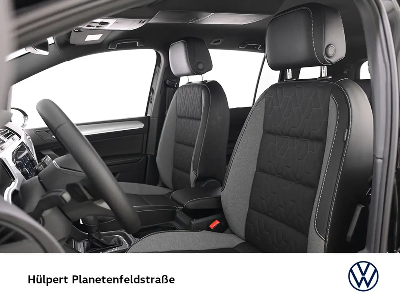 Volkswagen Touran 1.5 ENERGY 7SITZE CAM ACC LM17 NAVI 10