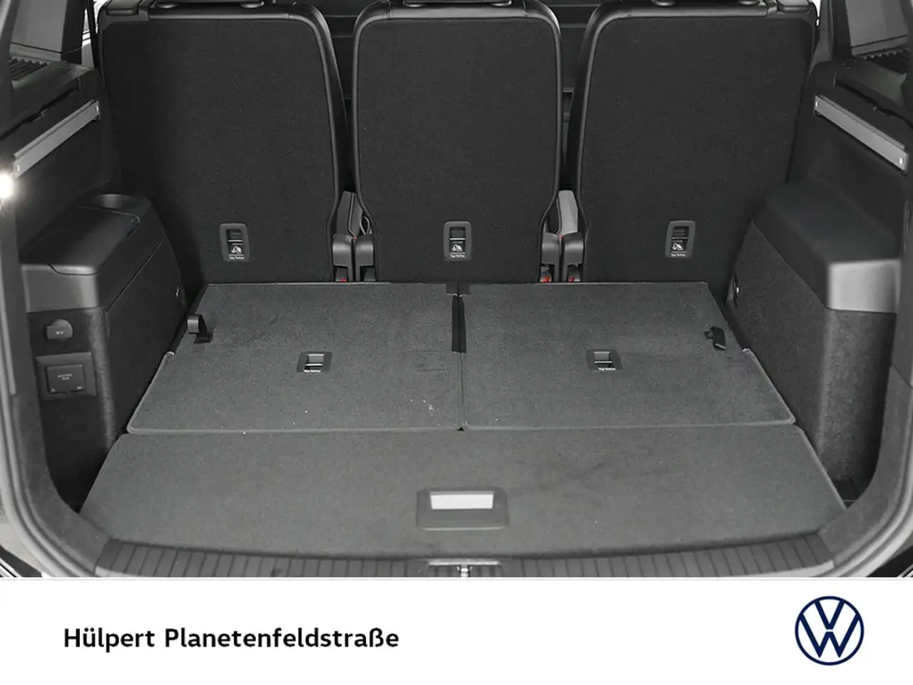 Volkswagen Touran 1.5 ENERGY 7SITZE CAM ACC LM17 NAVI 8