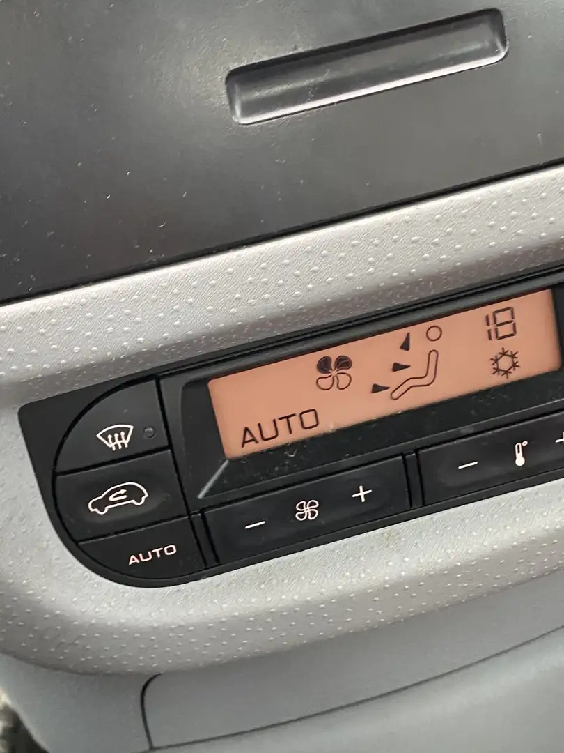 Citroen C3 1.6 16v Exclusive Ezüst - 2