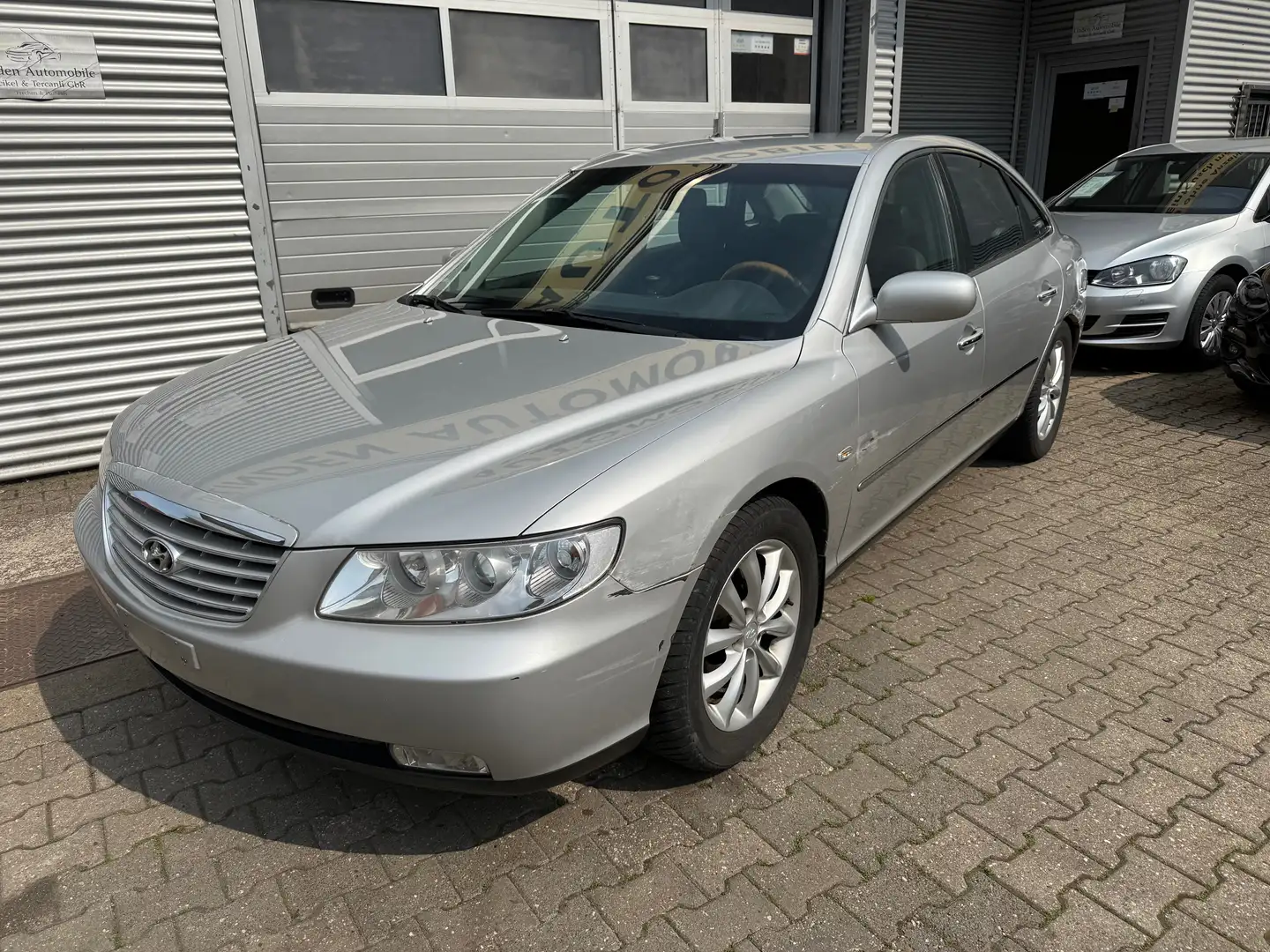 Hyundai GRANDEUR 3.3 V6  Mit Prins Fluessiggasanlage  Festpreis Gri - 1