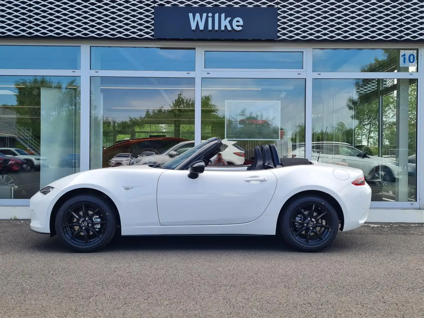 Mazda MX-5 2ST 1.5L SKYACTIV-G 132 6MT RWD Prime-line Weiß - 2
