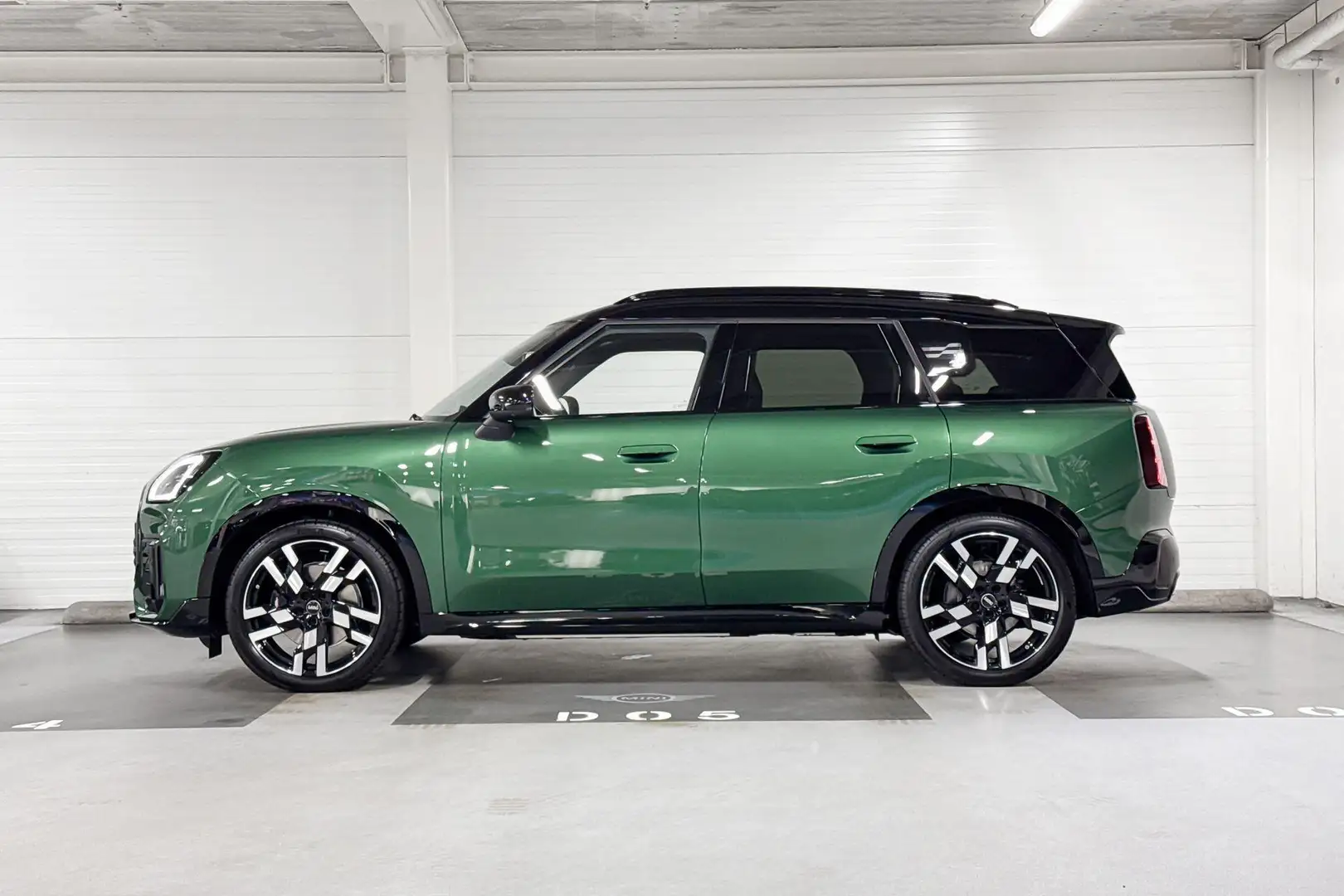 MINI Countryman SE All4 | John Cooper Works Uitvoering | Pakket XL | 20" J Groen - 2